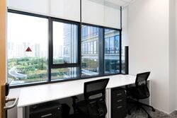 Zhongshan Mall (D12), Office #504849561